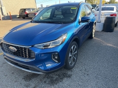 Used 2023  Ford Escape Platinum AWD at Maxx Loans near St. Adrian, MI
