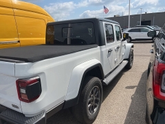 Used 2020 Jeep Gladiator Overland 4x4 at Maxx Loans near St. Adrian, MI