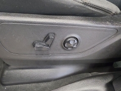 Used 2021  Ram 1500 Big Horn 4x4 Crew Cab 5'7" Box at Maxx Loans near St&period; Adrian&comma; MI