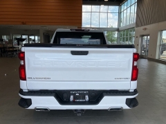 Used 2021 Chevrolet Silverado 1500 4WD Crew Cab Custom at Maxx Loans near St. Adrian, MI