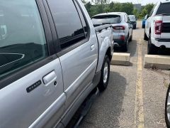 Used 2001  Ford Explorer Sport Trac 4d SUV 4WD at Maxx Loans near St&period; Adrian&comma; MI