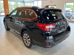 Used 2018 Subaru Outback 4d SUV 3.6R Touring at Maxx Loans near St. Adrian, MI
