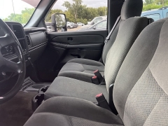 Used 2005 Chevrolet Silverado 2500HD Crew Cab 153" WB 4WD LS at Maxx Loans near St. Adrian, MI