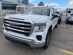 Used 2020 GMC Sierra 1500 4WD Crew Cab SLE at Suburban Ford of Sterling Heights near Sterling Heights, MI