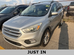 Used 2017 Ford Escape 4d SUV FWD SE at Suburban Ford of Sterling Heights near Sterling Heights, MI
