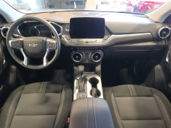 Used 2025  Chevrolet Blazer AWD 4dr LT w&sol;2LT at Maxx Loans near St&period; Adrian&comma; MI