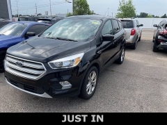 Used 2019 Ford Escape 4d SUV 4WD SE at Suburban Ford of Sterling Heights near Sterling Heights, MI