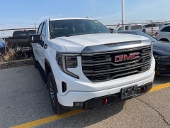Used 2022 GMC Sierra 1500 4WD Crew Cab AT4 at Suburban Ford of Sterling Heights near Sterling Heights, MI