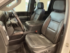 Used 2020  GMC Sierra 3500HD 4WD Crew Cab Denali at Maxx Loans near St. Adrian, MI