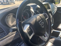 Used 2017 Dodge Grand Caravan 4d Wagon GT at Suburban Ford of Sterling Heights near Sterling Heights, MI