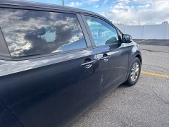 Used 2021  Kia Sedona LX FWD at Maxx Loans near St&period; Adrian&comma; MI