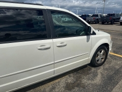 Used 2013  Dodge Grand Caravan 4d Wagon SXT at Maxx Loans near St&period; Adrian&comma; MI