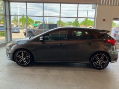 Used 2015 Ford Focus 4d Hatchback ST at Maxx Loans near ,