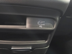 Used 2026  Chrysler Pacifica Select FWD at Maxx Loans near St&period; Adrian&comma; MI