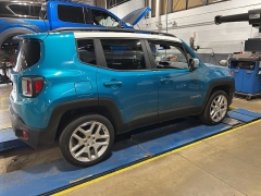 Used 2021 Jeep Renegade Latitude 4x4 at Suburban Ford of Sterling Heights near Sterling Heights, MI