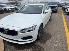 Used 2017 Volvo S90 4d Sedan AWD T6 Momentum at Maxx Loans near St. Adrian, MI
