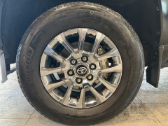 Used 2024  Toyota Tacoma 4WD Double Cab Bed &lpar;Natl&rpar; at Maxx Loans near St&period; Adrian&comma; MI