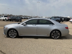 Used 2020 Lincoln Continental 4d Sedan AWD Reserve at Maxx Loans near ,