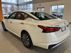 Used 2025  Nissan Altima SV AWD at Maxx Loans near St&period; Adrian&comma; MI