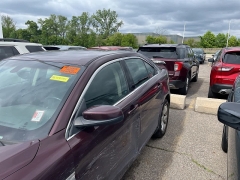 Used 2011 Ford Taurus 4d Sedan SEL at Maxx Loans near ,