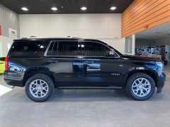 Used 2017  Chevrolet Tahoe 4d SUV 4WD Premier at Maxx Loans near St&period; Adrian&comma; MI