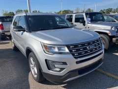 Used 2017 Ford Explorer 4d SUV 4WD XLT Ecoboost at Suburban Ford of Sterling Heights near Sterling Heights, MI