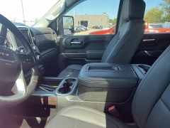 Used 2022 GMC Sierra 2500HD 4WD Double Cab SLT at Suburban Ford of Sterling Heights near Sterling Heights, MI