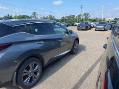Used 2021 Nissan Murano AWD Platinum at Maxx Loans near St. Adrian, MI