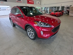 Used 2022  Ford Escape Titanium AWD at Maxx Loans near St&period; Adrian&comma; MI
