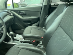 Used 2017 Chevrolet Trax 4d SUV FWD LT at Suburban Ford of Sterling Heights near Sterling Heights, MI