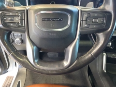 Used 2023  GMC Sierra 1500 4WD Crew Cab 147" Denali Ultimate at Maxx Loans near St&period; Adrian&comma; MI