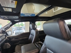 Used 2025  Ford F-150 LARIAT 4WD SuperCrew Box at Maxx Loans near St&period; Adrian&comma; MI