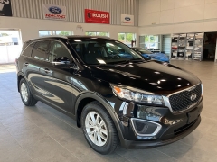 Used 2016 Kia Sorento FWD 4dr 2.4L LX at Suburban Ford of Sterling Heights near Sterling Heights, MI