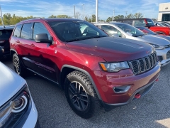 Used 2020 Jeep Grand Cherokee 4d SUV 4WD Trailhawk V8 at Suburban Ford of Sterling Heights near Sterling Heights, MI
