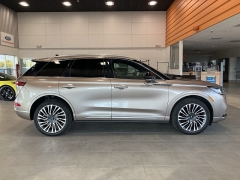 Used 2020  Lincoln Corsair 4d SUV FWD Reserve at Maxx Loans near St. Adrian, MI