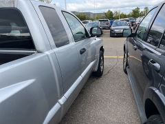 Used 2007 Dodge Dakota 4WD Club Cab SLT at Suburban Ford of Sterling Heights near Sterling Heights, MI