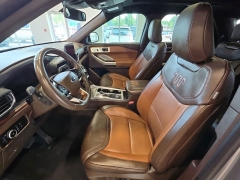 Used 2024  Ford Explorer King Ranch 4WD at Maxx Loans near St&period; Adrian&comma; MI