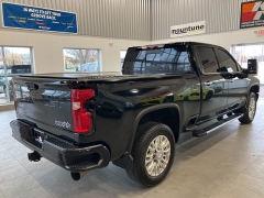 Used 2020  Chevrolet Silverado 2500HD 4WD Crew Cab High Country at Maxx Loans near St&period; Adrian&comma; MI