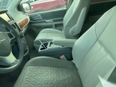 Used 2008  Chrysler Town & Country 4d Wagon Touring at Maxx Loans near St&period; Adrian&comma; MI