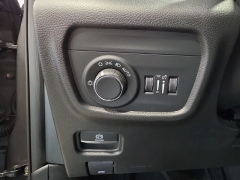 Used 2023  Jeep Grand Cherokee Laredo 4x4 at Maxx Loans near St&period; Adrian&comma; MI
