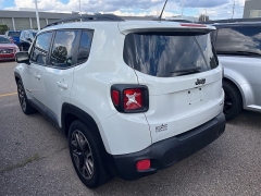 Used 2015 Jeep Renegade 4d SUV FWD Latitude at Suburban Ford of Sterling Heights near Sterling Heights, MI