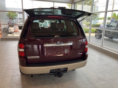 Used 2007 Ford Explorer 4d SUV 4WD Eddie Bauer V6 at Suburban Ford of Sterling Heights near Sterling Heights, MI