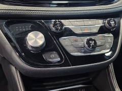 Used 2021  Chrysler Pacifica Limited AWD at Maxx Loans near St&period; Adrian&comma; MI