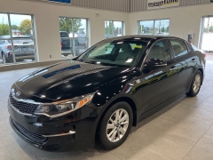 Used 2017  Kia Optima 4d Sedan LX at Maxx Loans near St. Adrian, MI