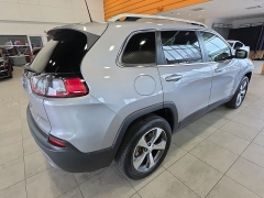 Used 2021  Jeep Cherokee Limited 4x4 at Maxx Loans near St&period; Adrian&comma; MI