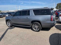 Used 2018 GMC Yukon XL 4d SUV 4WD Denali at Suburban Ford of Sterling Heights near Sterling Heights, MI