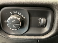 Used 2020 Ram 1500 Big Horn 4x4 Crew Cab 5'7" Box at Maxx Loans near St. Adrian, MI