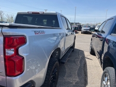 Used 2021 Chevrolet Silverado 1500 4WD Crew Cab 147" LT Trail Boss at Maxx Loans near ,