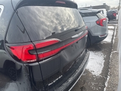 Used 2026  Chrysler Pacifica Select FWD at Maxx Loans near St&period; Adrian&comma; MI