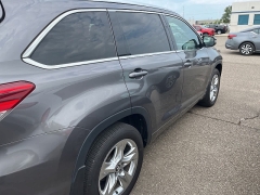 Used 2018 Toyota Highlander Limited V6 AWD (Natl) at Maxx Loans near St. Adrian, MI